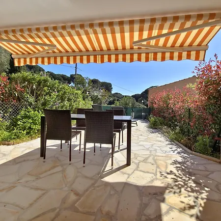 Apartment Les Terrasses De Cavald'or - T2 With Pool